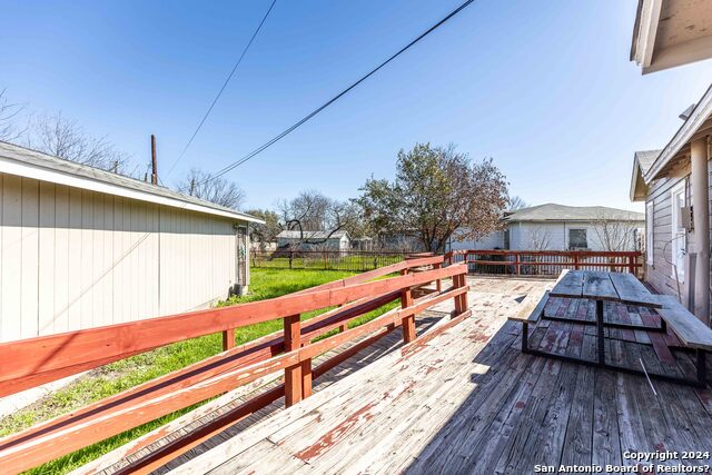 Image 31 of 36 For 461 Westminster Ave