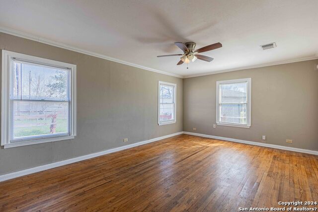 Image 8 of 36 For 461 Westminster Ave