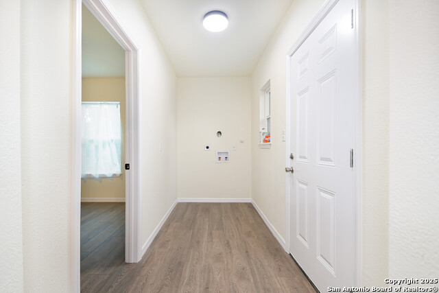 Image 12 of 16 For 118 Aganier  