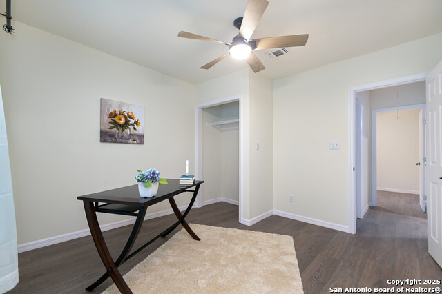 Image 8 of 16 For 118 Aganier  