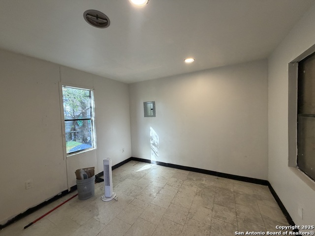 Image 10 of 13 For 111 Harlan  