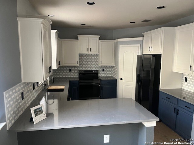 Image 4 of 8 For 1227 Whitby Tower