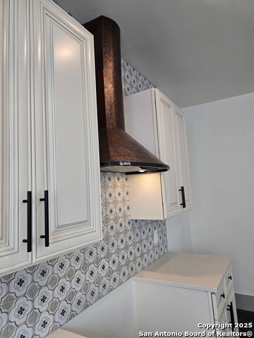 Listing photo id 11 for 501 Agarita W