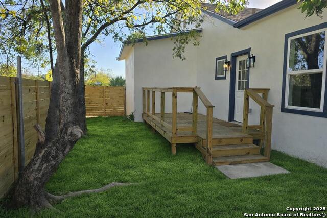 Listing photo id 30 for 501 Agarita W