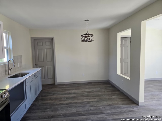 Listing photo id 38 for 501 Agarita W