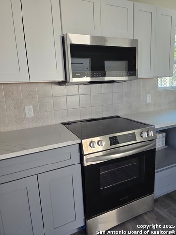 Listing photo id 40 for 501 Agarita W