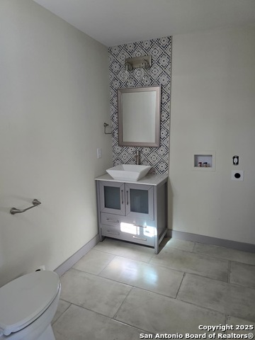 Listing photo id 48 for 501 Agarita W