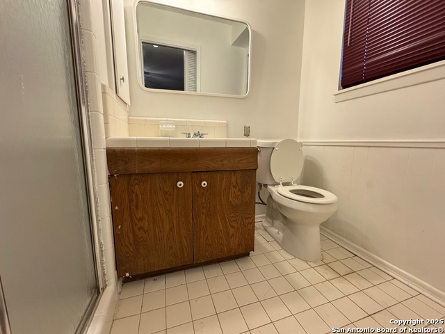 Image 10 of 12 For 3238 Nantucket