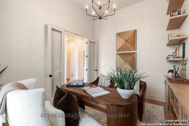 Image 25 of 44 For 201 Barton Creek