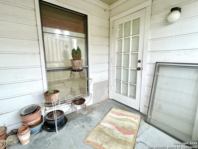 Image 20 of 37 For 7738 Chambers Rd.  403