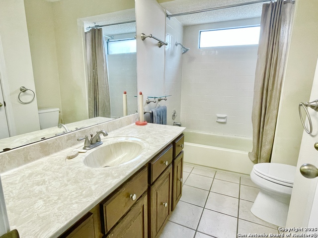 Image 21 of 37 For 7738 Chambers Rd.  403