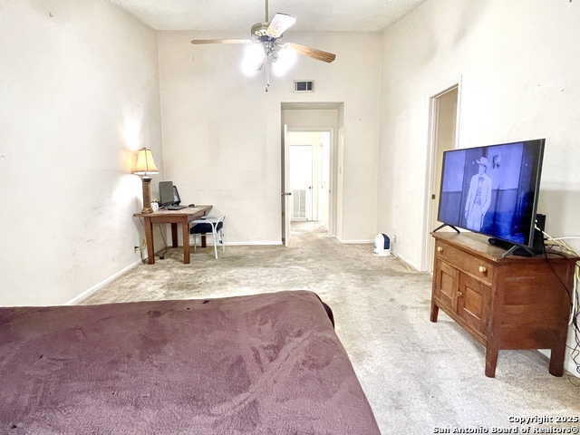 Image 27 of 37 For 7738 Chambers Rd.  403