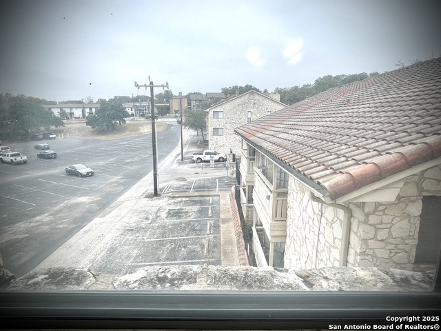 Image 30 of 37 For 7738 Chambers Rd.  403