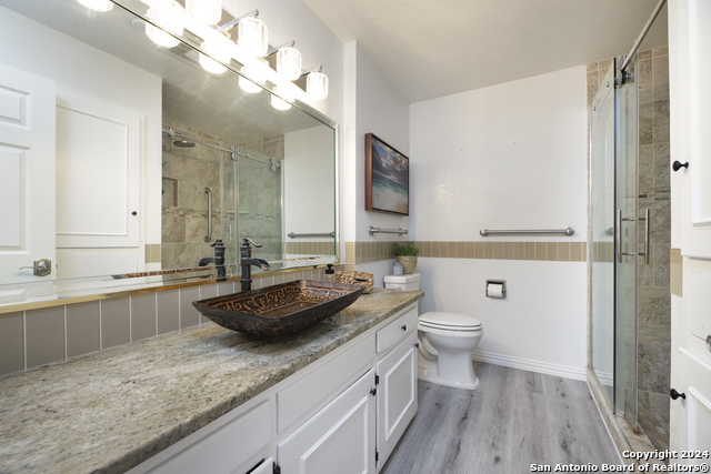 Image 33 of 48 For 636 Southeast Terrace