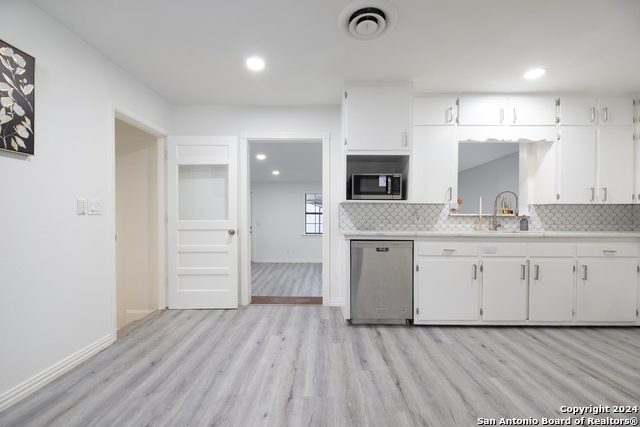 Image 45 of 48 For 636 Southeast Terrace