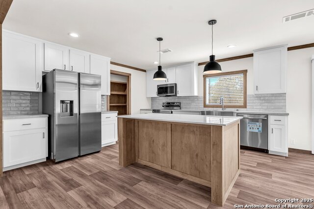 Image 9 of 31 For 136 Syrah St