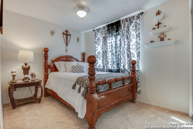 Image 15 of 22 For 6250 Candleview Ct