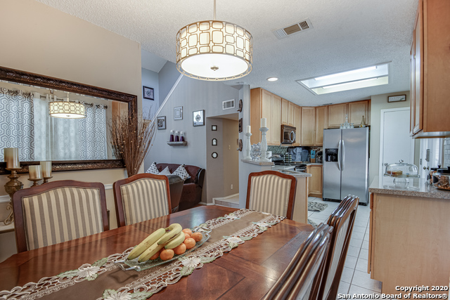 Image 7 of 22 For 6250 Candleview Ct