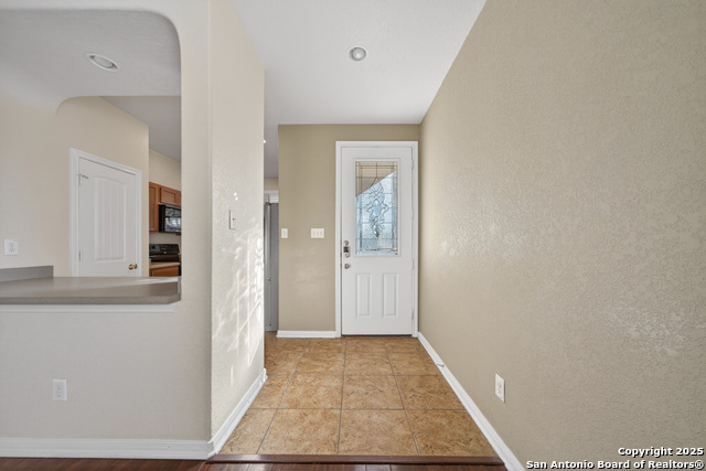 Image 5 of 31 For 6037 Scenic Links