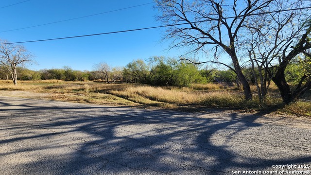 Image 2 of 7 For 502 E Ansley Blvd E