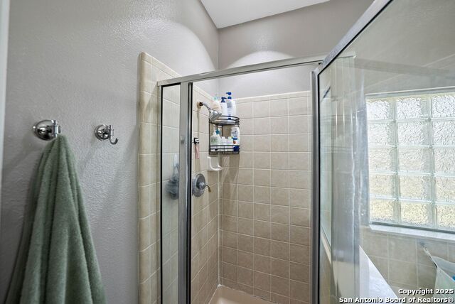 Image 21 of 41 For 7302 Carriage Bay