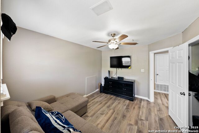 Image 31 of 41 For 7302 Carriage Bay