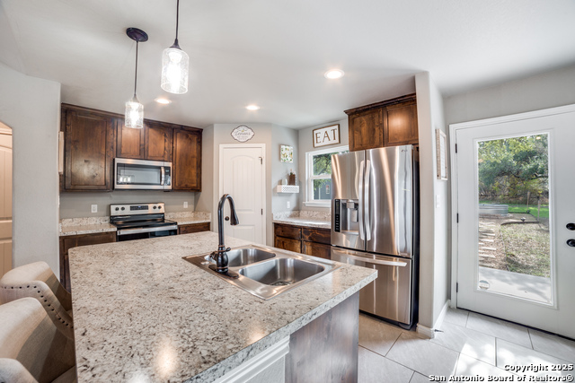 Image 11 of 25 For 388 Bluff View