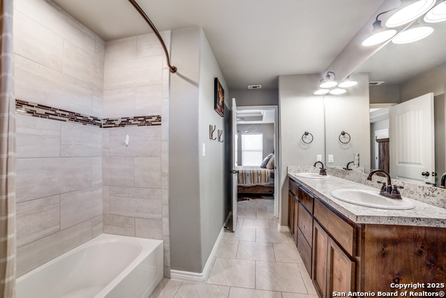 Image 16 of 25 For 388 Bluff View