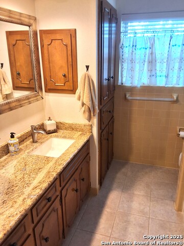 Image 7 of 10 For 507 Amistad  