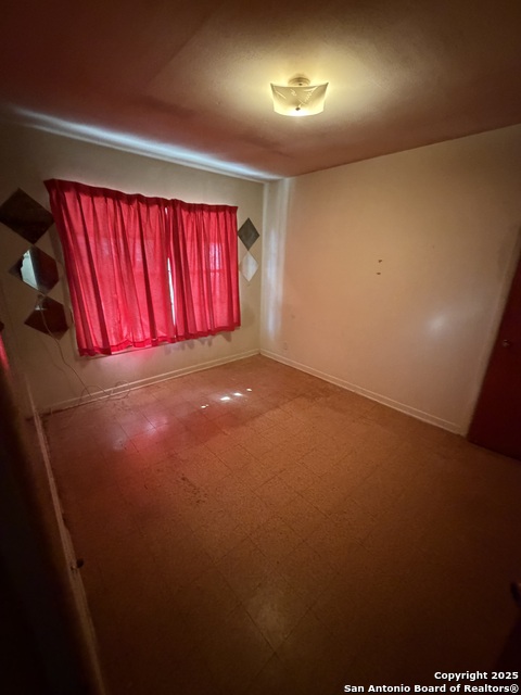 Image 4 of 10 For 1718 Kendalia