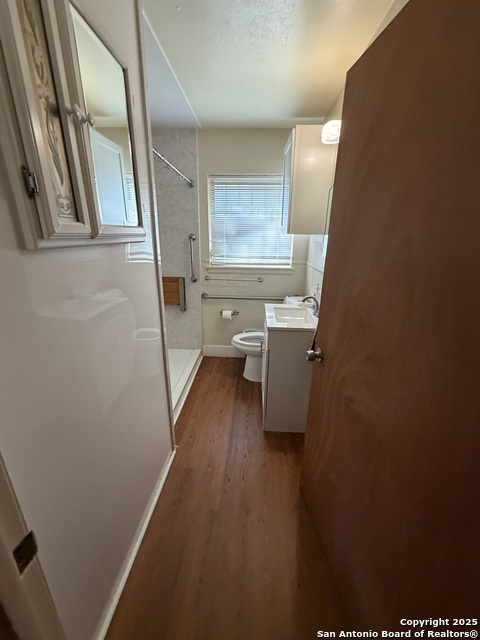 Image 6 of 10 For 1718 Kendalia