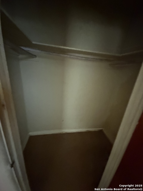 Image 7 of 10 For 1718 Kendalia