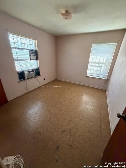 Image 8 of 10 For 1718 Kendalia