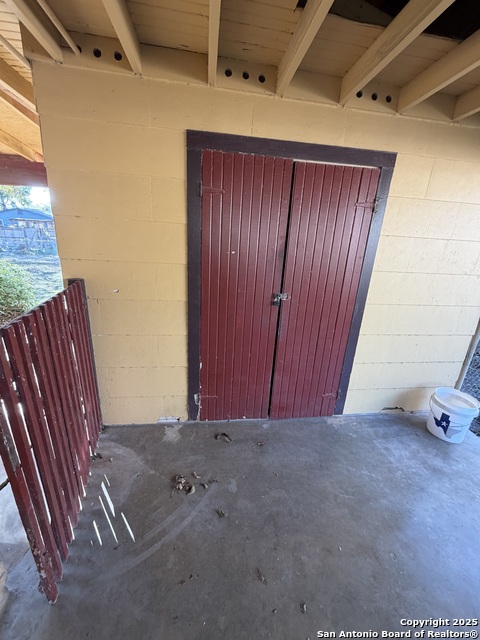 Image 9 of 10 For 1718 Kendalia