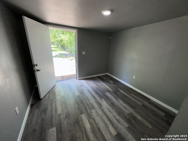 Image 9 of 10 For 1615 Amanda  