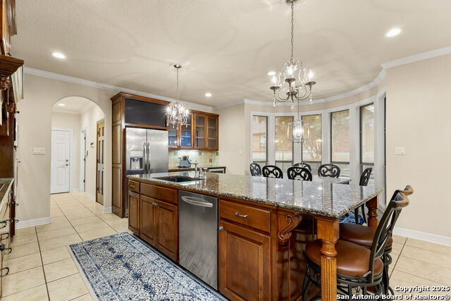 Image 12 of 37 For 372 Shady