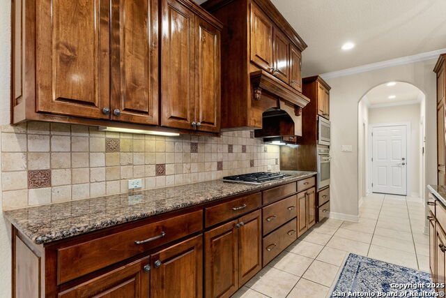 Image 14 of 37 For 372 Shady