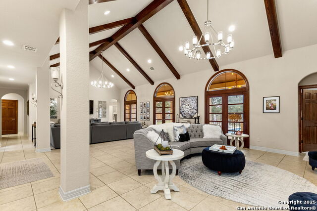 Image 6 of 37 For 372 Shady