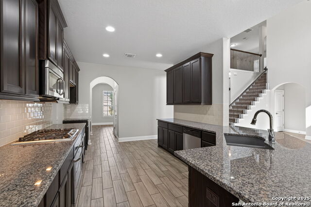 Image 10 of 39 For 8326 Hydrangea