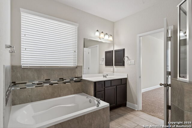 Image 21 of 39 For 8326 Hydrangea