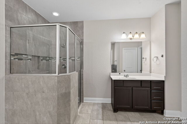 Image 22 of 39 For 8326 Hydrangea