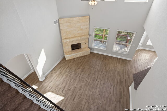 Image 33 of 39 For 8326 Hydrangea