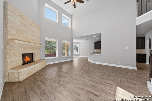 Image 7 of 39 For 8326 Hydrangea