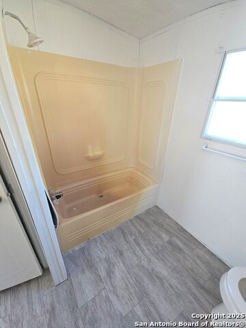 Image 17 of 19 For 4124 Farmview