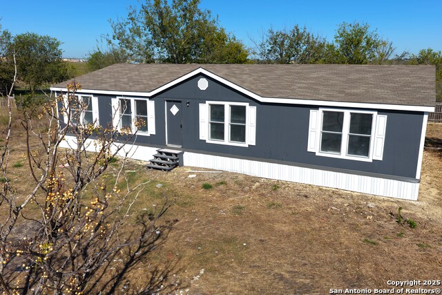 Image 3 of 19 For 4124 Farmview