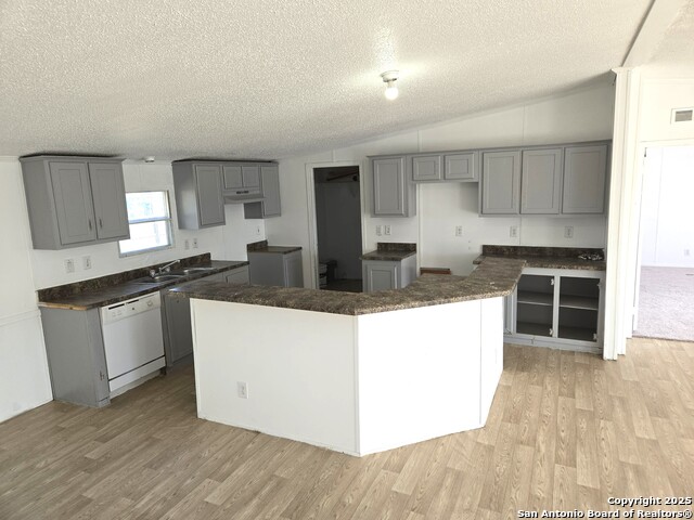 Image 5 of 19 For 4124 Farmview