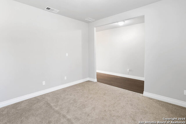 Listing photo id 13 for 219 Lucchese