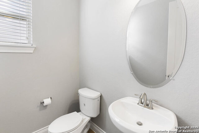 Listing photo id 15 for 219 Lucchese