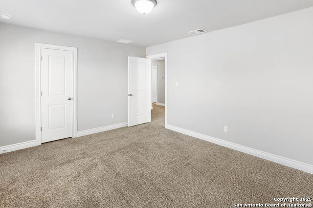 Listing photo id 19 for 219 Lucchese