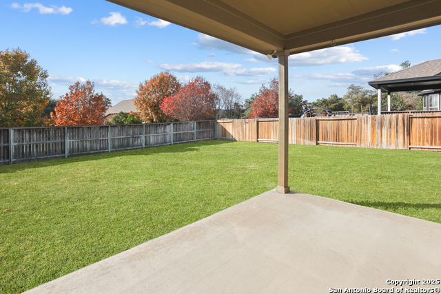 Listing photo id 31 for 219 Lucchese